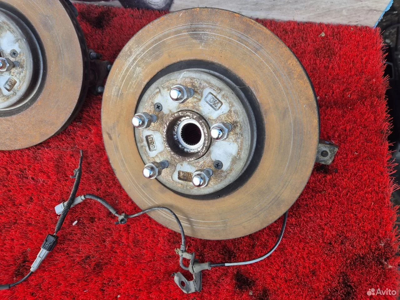 Поворотный кулаки передний Hyundai Sonata 8 DN8 Поворотный кулаки передний Hyundai Sonata 8 DN8