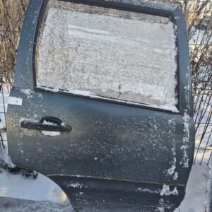 Дверь задняя правая на Chevrolet Niva 4x4
