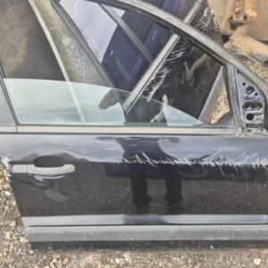Дверь передний правый на Ford Fusion 2007