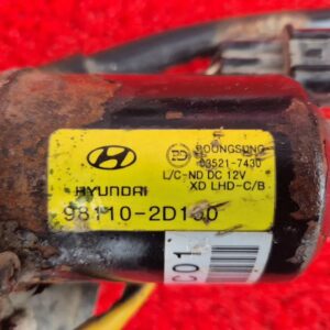 Трапеция дворников на Hyundai Elantra GLS