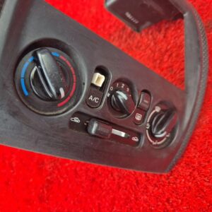 Блок управления климат контролем Mazda 323 BJ