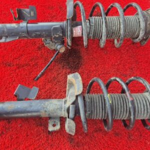 Передние стойки на Mazda 3 BK 2007