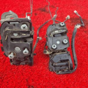 Замки двери передняя задняя Mazda 323 BJ