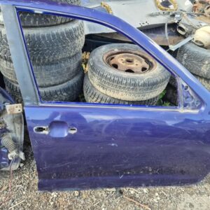 Дверь передний правый seat Cordoba 1995