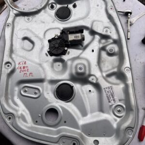 Стеклоподьемник передний правый Kia Ceed 1 ED 2008