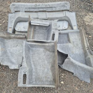 Обшивки багажника на Volvo S80 2001
