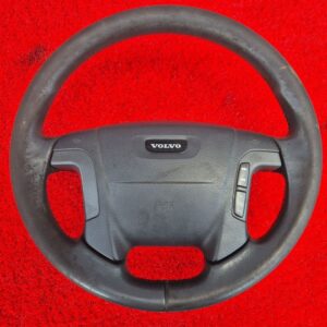 Руль на Volvo S80 2001