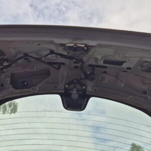 Дверь багажника на Toyota Corolla e110