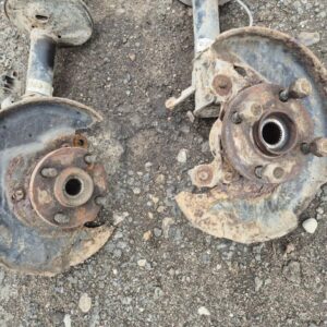 Стойка передняя Toyota Corolla e110
