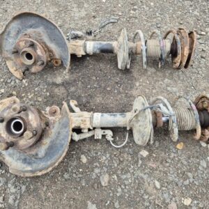 Стойка передняя Toyota Corolla e110