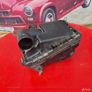 Корпус воздушного фильтра Toyota Corolla e110