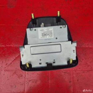 Дисплей на Toyota Corolla e110