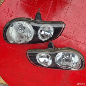 Передние фары Toyota Corolla e110