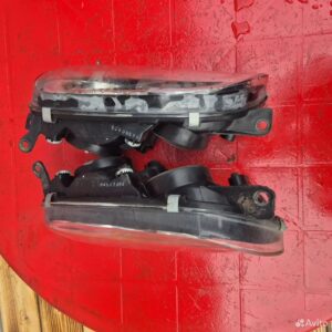 Передние фары Toyota Corolla e110