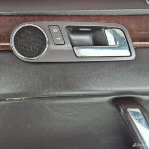 Обшивка двери задняя правая Volkswagen phaeton