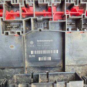 Блок бортовой сети Volkswagen Passat B6